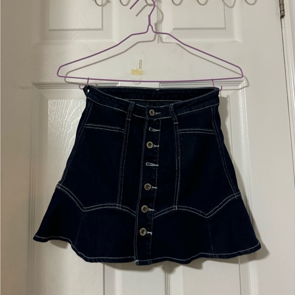 1shorts 1 skirts 1 midi dress and a pants condition as picture sale in total - Picture 2 of 8